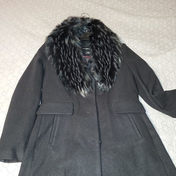 Liz Claiborne Women's Size Small Coat - Picture 9 of 9